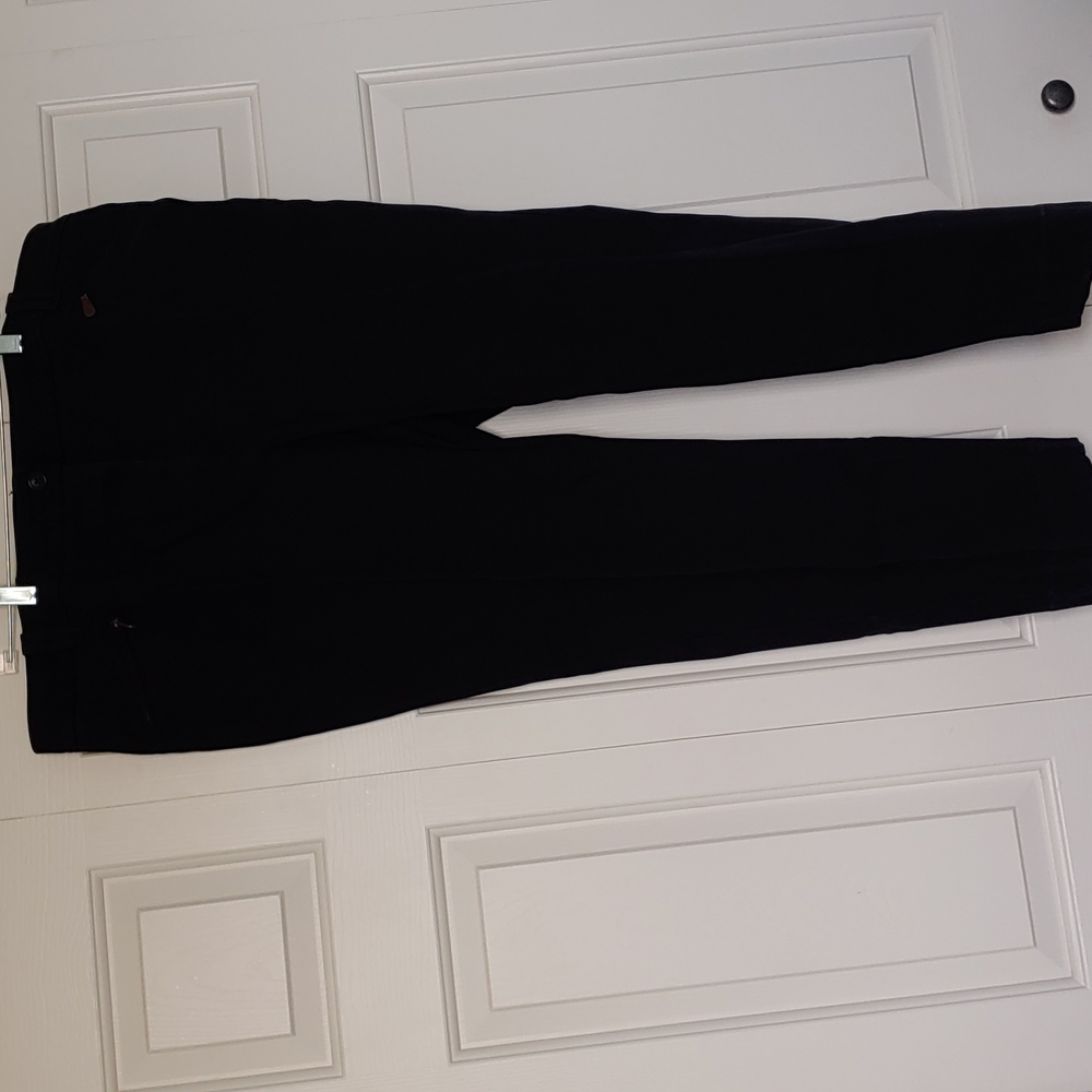 Talbots Woman Black Dress Pants with Zipper Pockets, Size 22W.